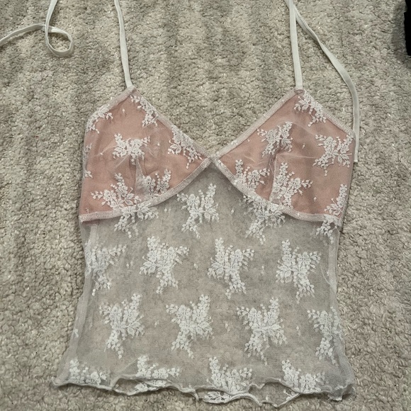 Lace top - Picture 2 of 3